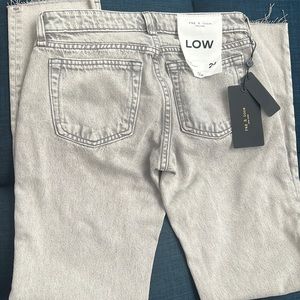 Rag & Bone DRE Low -Rise Slim Boyfriend Jeans  size 24 light gray